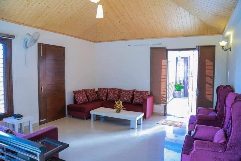 Pinewood 2Bhk Cottage Kasauli Dış mekan fotoğraf